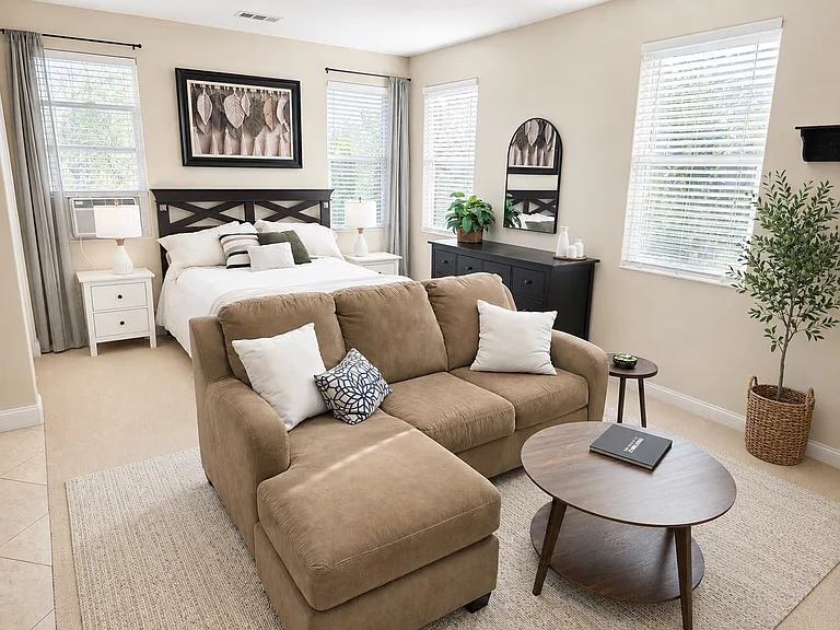 12943 Polvera Ct — Photo 4