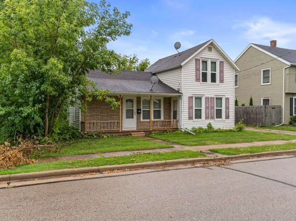 413 Green St, Neenah, WI 54956