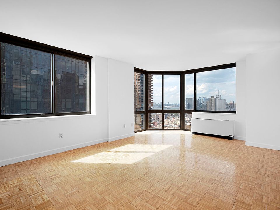 1st image of 420 W 42nd St APT 22F