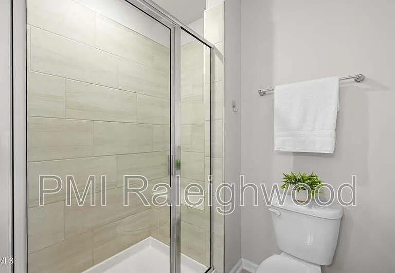 1838 Woodall Crest Dr — Photo 28