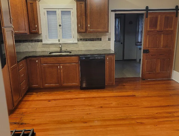 336 S Park Ave — Photo 16