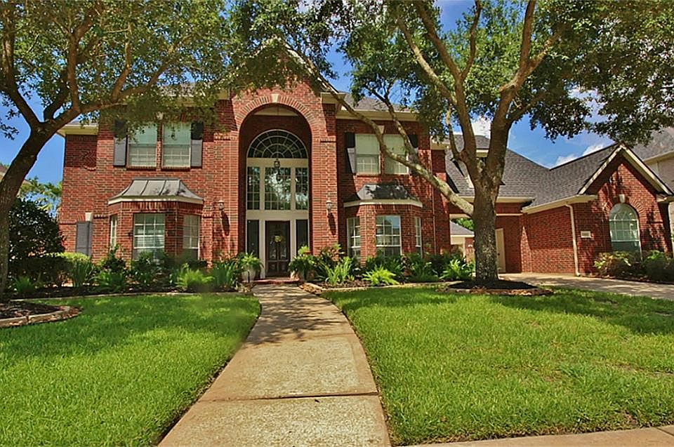1st image of 13911 Greenwood Manor Dr