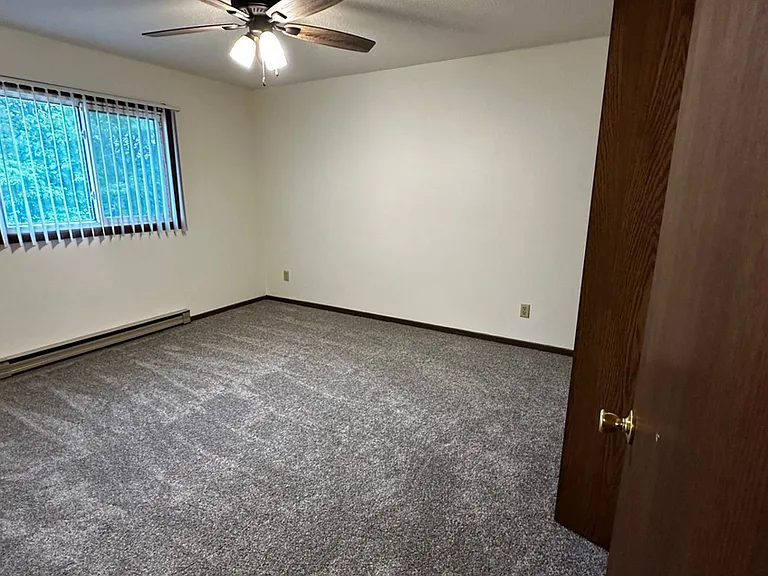 808 Macomber St — Photo 20