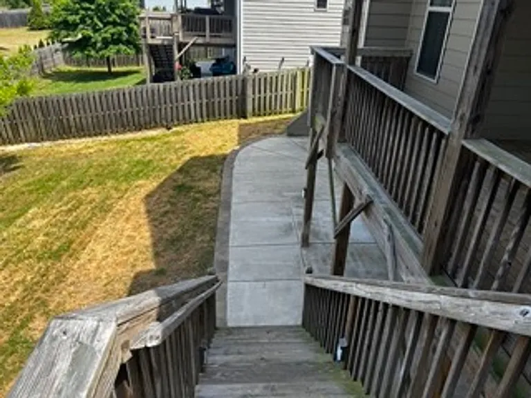623 Meadow Grass Ln — Photo 31