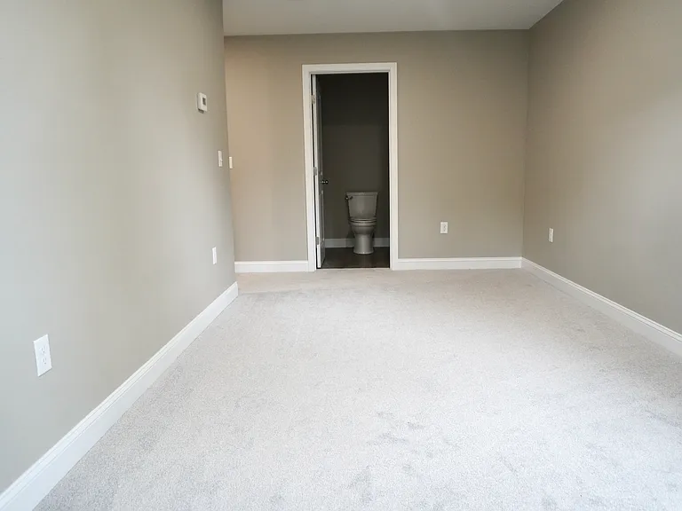 375 Lincoln St #2 — Photo 7