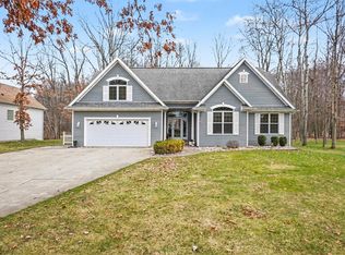 7604 Regency Ln, Stanwood, MI 49346