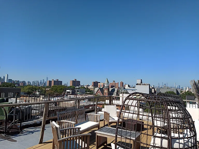 1183 Bedford Ave #2 — Photo 39