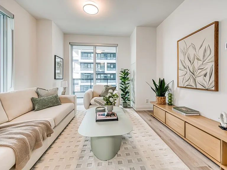55 Broadway Ave — Photo 7