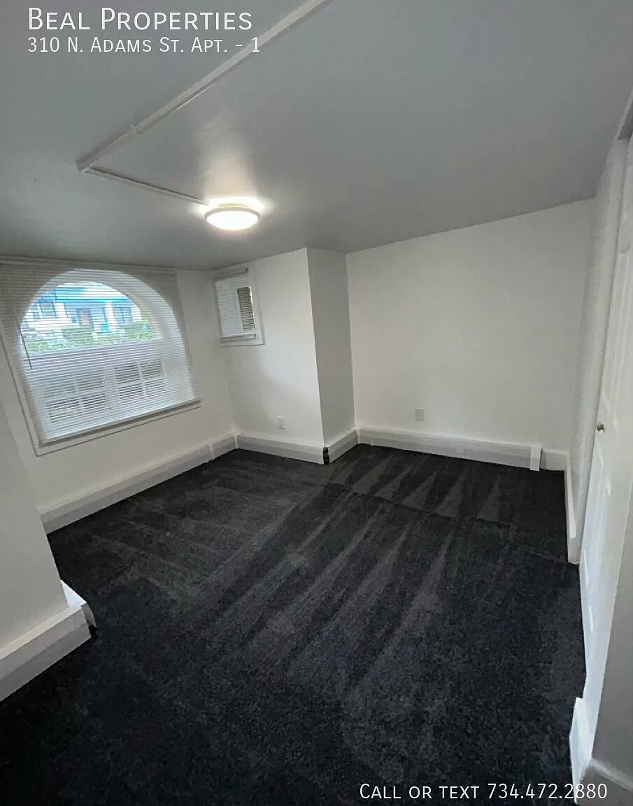 2 bed, $1,100 — Photo 3