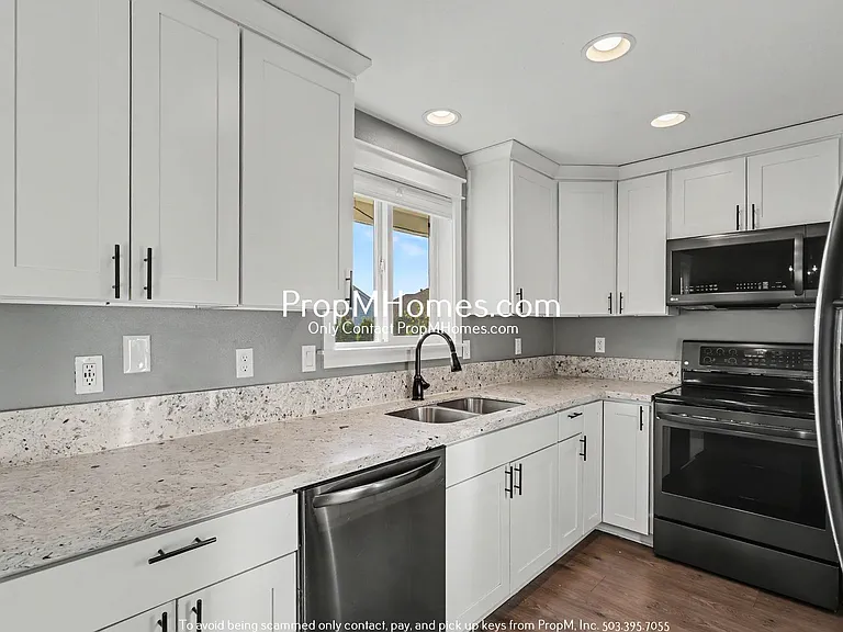 5137 NW 172nd Pl — Photo 6