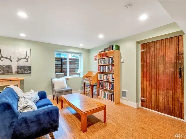 2828 14th Ave S, Seattle, WA