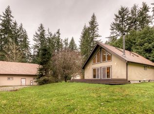 205 Dry Lake Rd, Camano Island, WA 98282