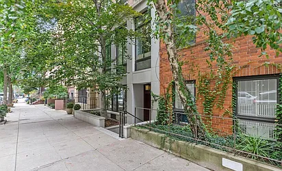 Rented by PocketBroker Inc