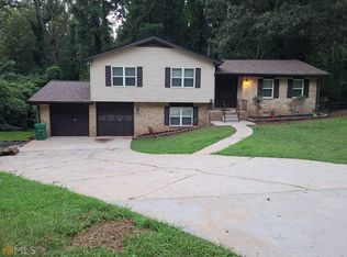 595 Navarre Dr, Stone Mountain, GA