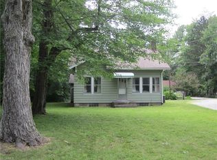 39 Hartzell Rd, North Benton, OH 44449