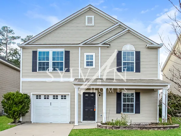 225 Sunday Silence Ln, Elgin, SC 29045