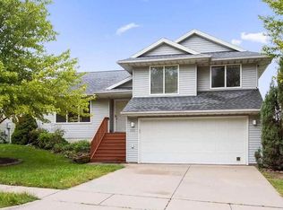 1105 Emily Ct, Iowa City, IA 52246