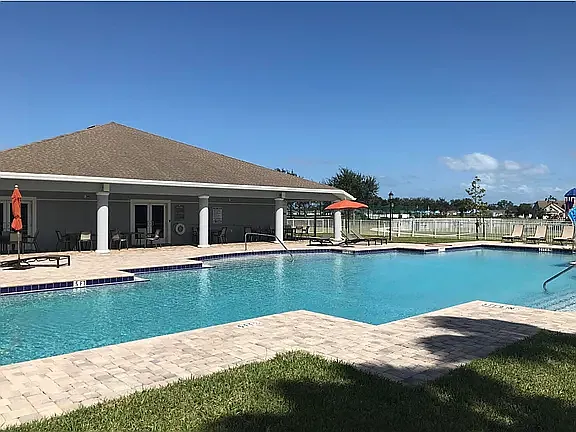3 bed, 1464 sqft, $2,500 — Photo 2
