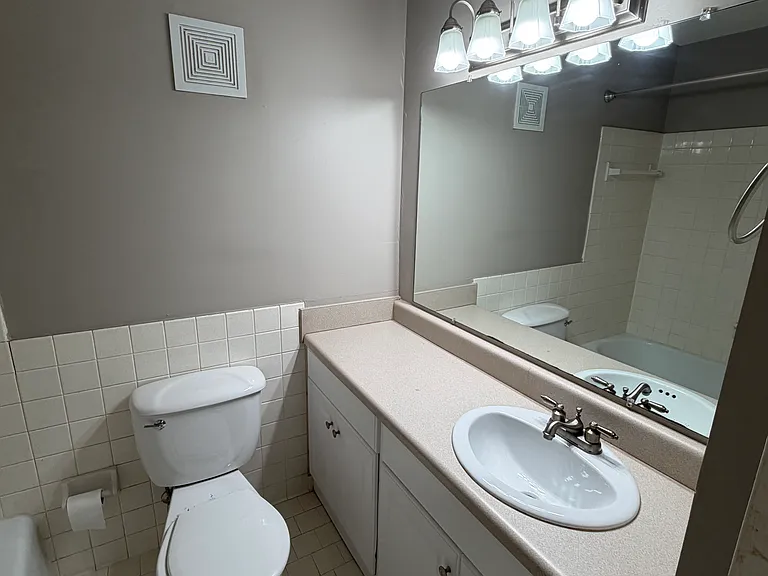 1900 Richard Jones Rd #W1 — Photo 19