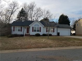 210 Candle Ct NW, Concord, NC 28027