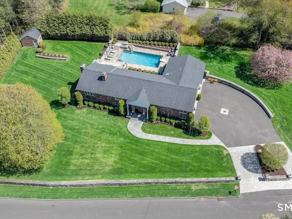 20 Brushwood Road, Stamford, CT 06903