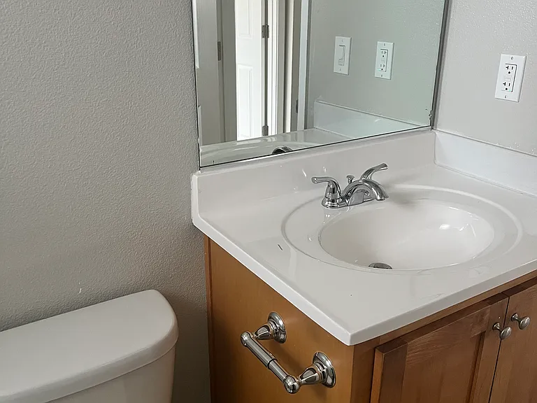 1245 B St #2 — Photo 8