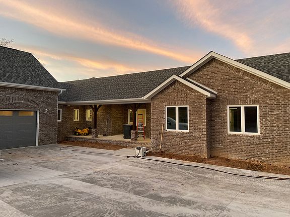 3rd image of 716 Azure Hills Dr
