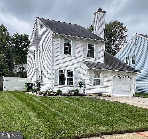 1st image of 332 Winterberry Dr