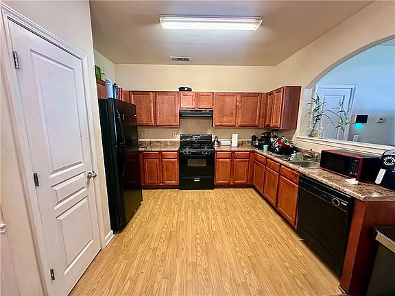 3rd image of 2655 Avanti Way