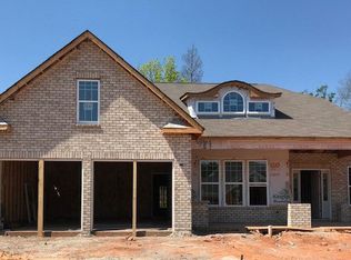 204 Holstein Ct, Fountain Inn, SC 29644