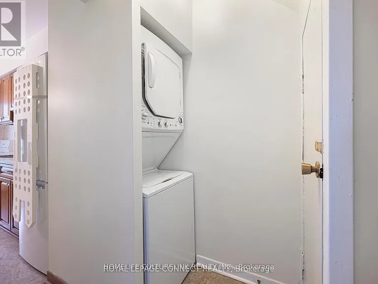 319 Concord Ave — Photo 10