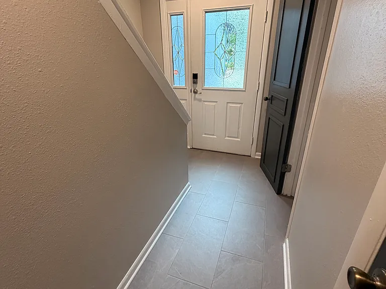 914 Tokalon Ct — Photo 3