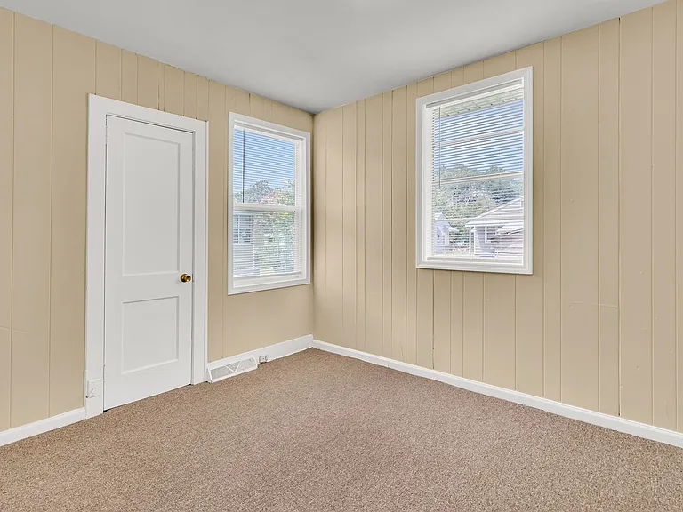 2330 Bailey Dr — Photo 21