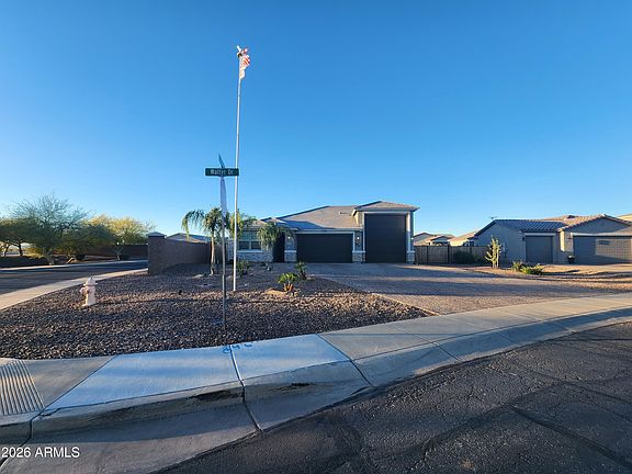 2nd image of 1616 E WALTER Drive