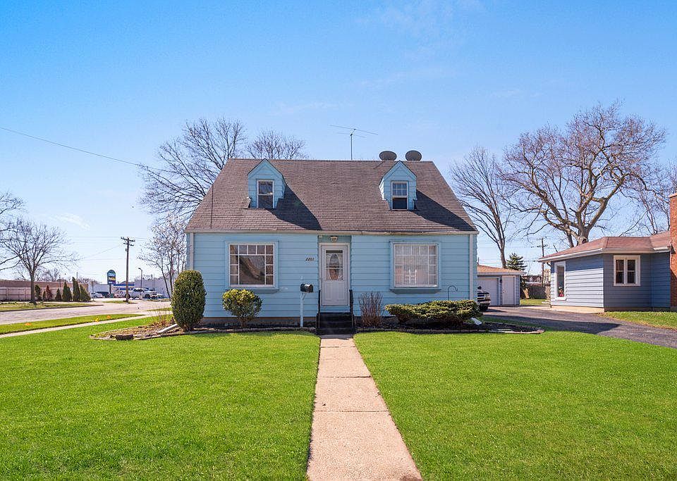 1st image of 2201 Waverly Pl