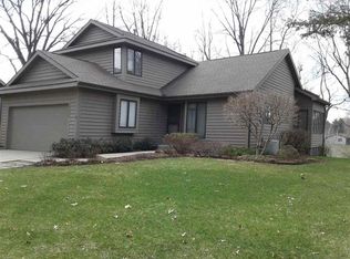 17964 Amberwood Ln, South Bend, IN
