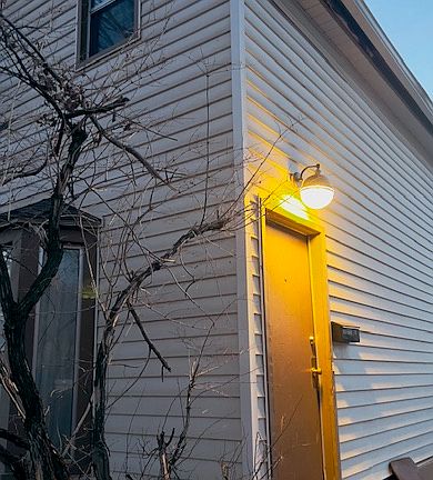 Entry to upstairs unit