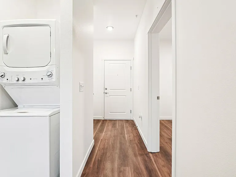 Cascara Apartments (CAS) — Photo 5