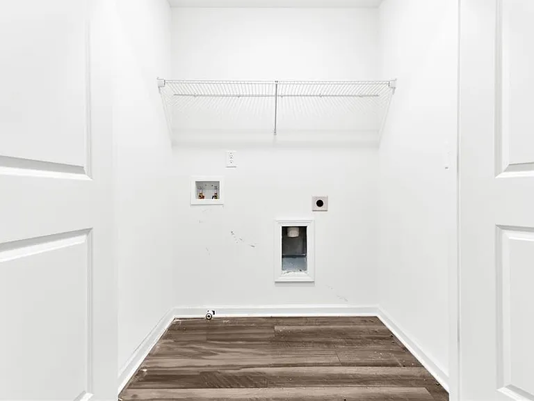 328 Penn Station Way — Photo 13