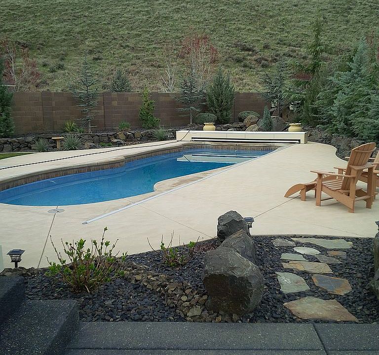 2nd image of 674 Nuvola Vista Ct