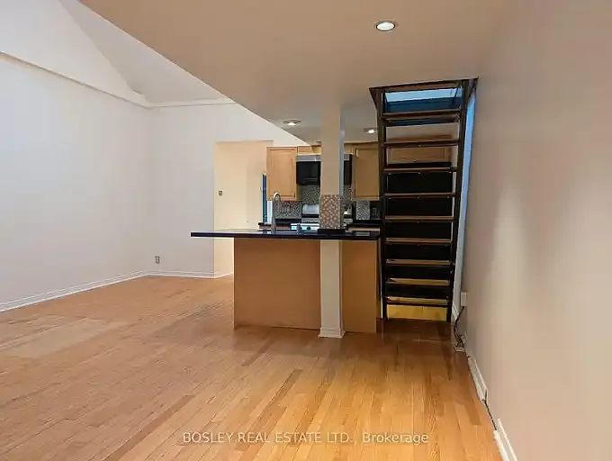 230 Ontario St #1A — Photo 11