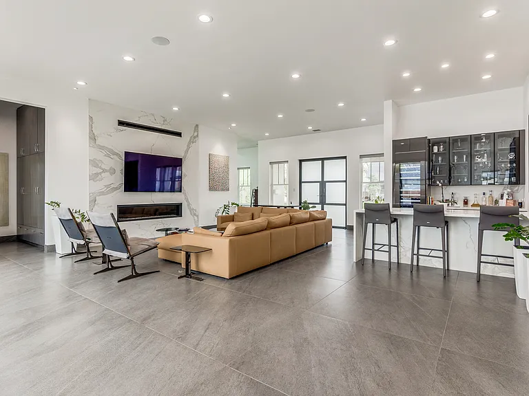 5618 Goodwin Ave — Photo 7