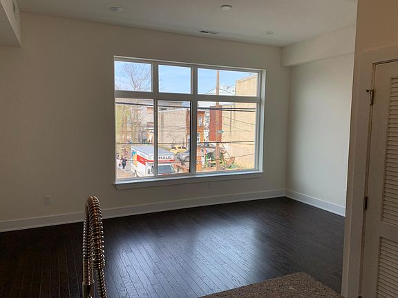4th image of 520 W Montgomery Ave