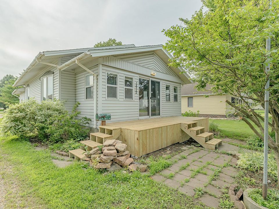 1st image of 1412 Okoboji Ave