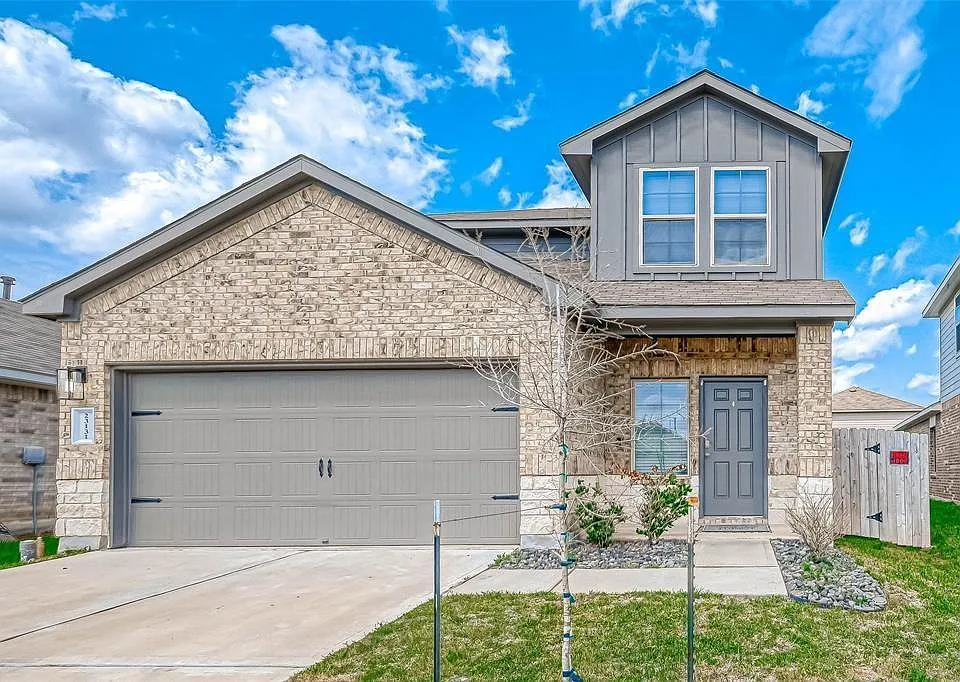 23131 Spruce Summit Trl