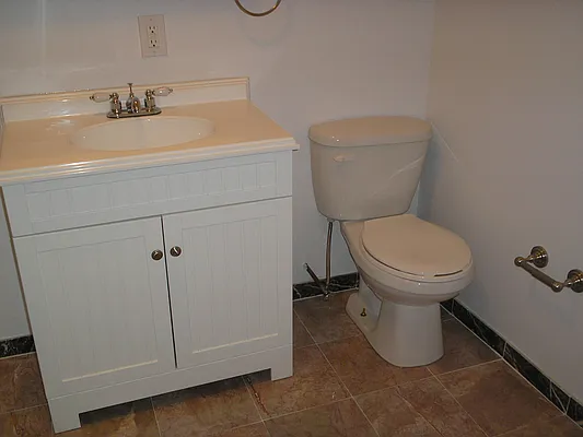 Rented by Skyline Realty LLC II | media 18