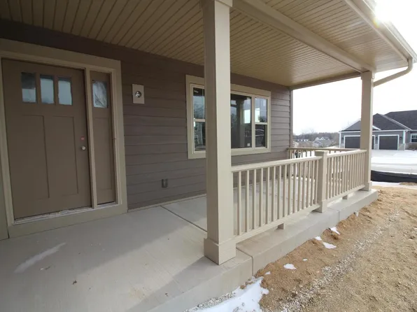 426 Parker DRIVE, Genoa City, WI 53128