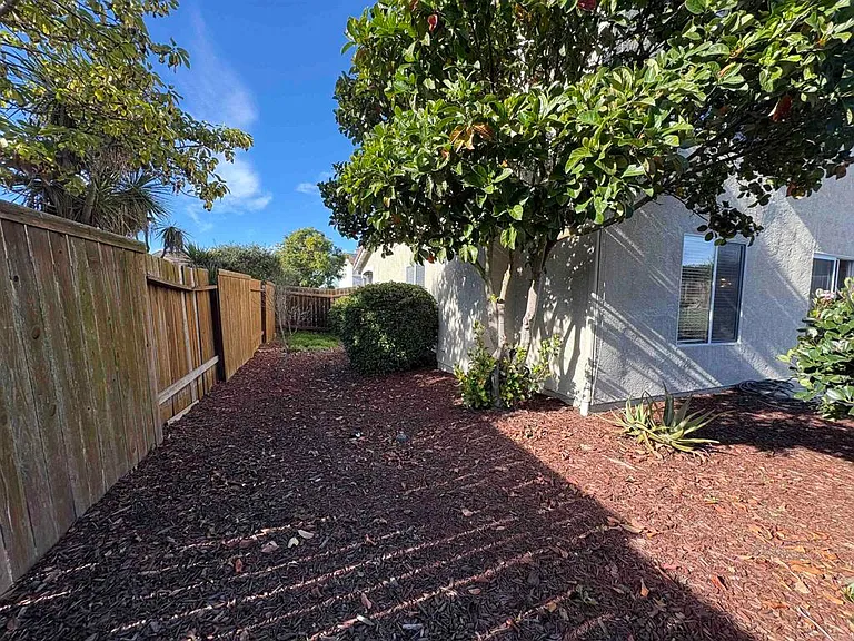 367 Rimhurst Ct #367 — Photo 42