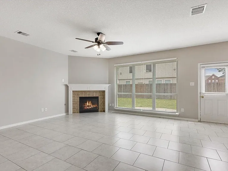 4810 Vintage Grove Ct — Photo 7