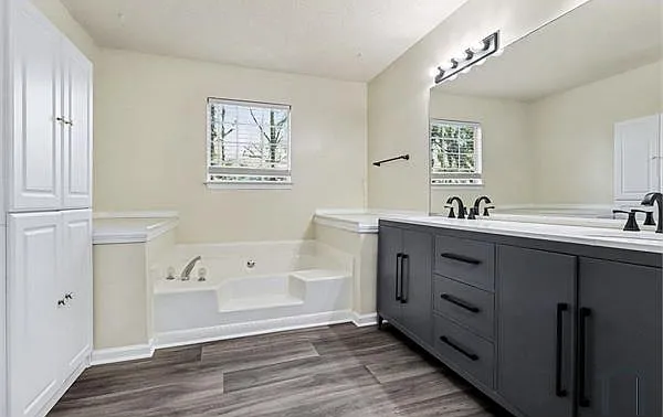 7134 Hazelwood Dr — Photo 10